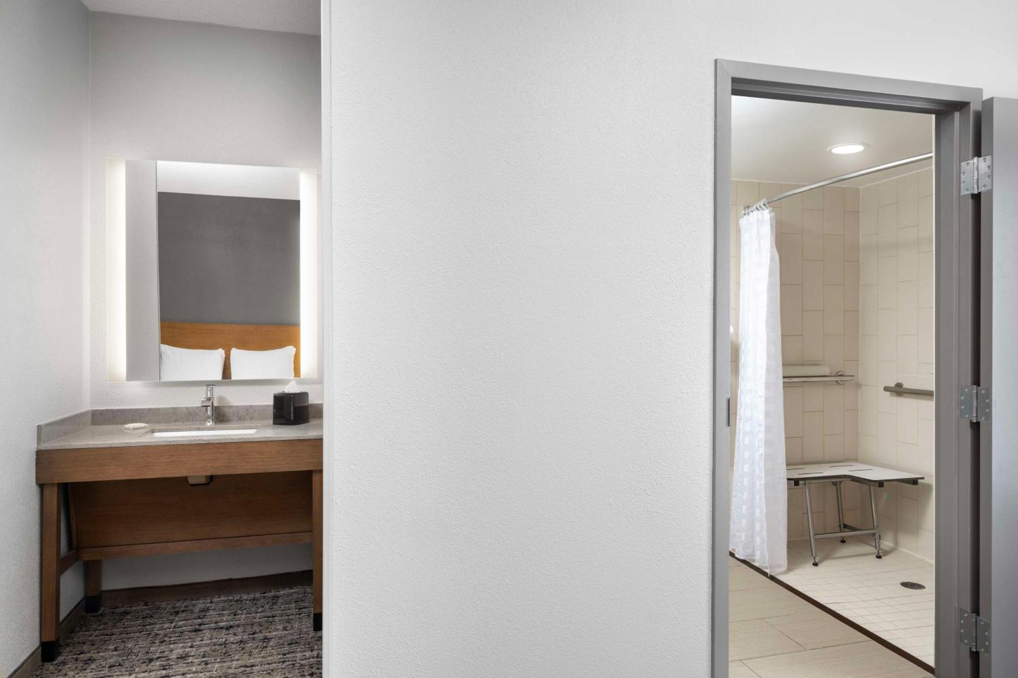 Hyatt Place Detroit/Utica Εξωτερικό φωτογραφία